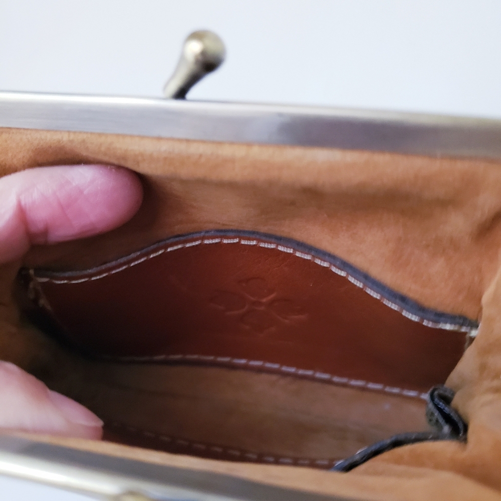Patricia Nash Tan Leather Coin Purse - Picture 8 of 15